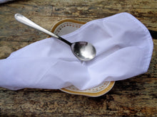 Load image into Gallery viewer, Golden Penda table napkins serviettes cotton tableware linen napery white 