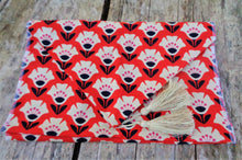 Load image into Gallery viewer, Barkcloth Table Runner