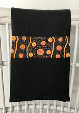 Load image into Gallery viewer, Linen Tea Towel - Australian Indigenous Designs